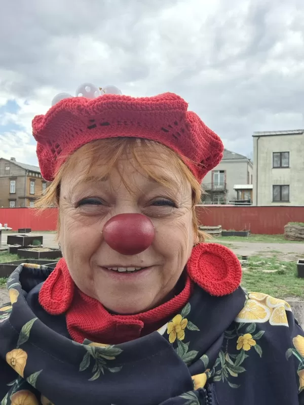 Guga viesojas Liepājā ("Dzīvā bibliotēka") ar savu stāstu par darbu misijā Ukrainā 