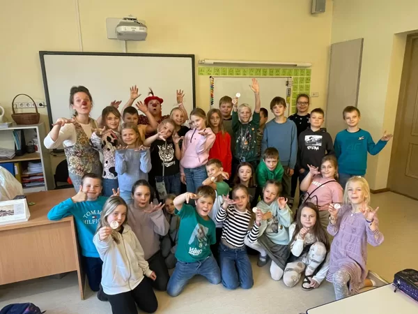 Iepazīstinām ar profesiju, kopā ar Ivetu. Rīgas 49.vsk 3.klase. 2023. g.