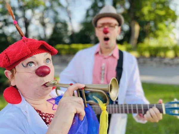Instrumenti mēdz būt dažādi. Gugai taure, kurā var iebrēkt